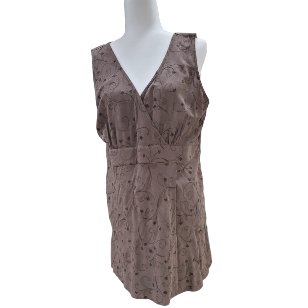 J. Jill Tunic top Women's size 16 Taupe Embroidered floral Neutral Sleeveless